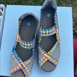 bernie mev. Multicolor Woven Wedges